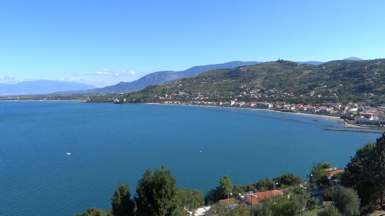 Vecchio Saracino - Carola 1801 Acomodação com café da manhã Agropoli Exterior foto