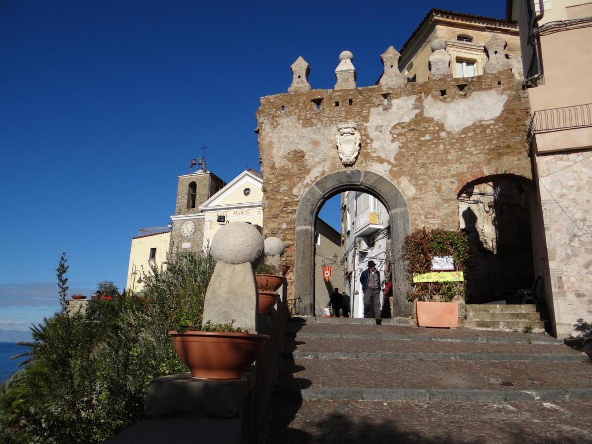 Vecchio Saracino - Carola 1801 Acomodação com café da manhã Agropoli Exterior foto