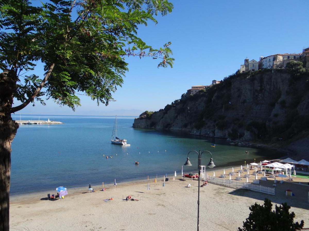 Vecchio Saracino - Carola 1801 Acomodação com café da manhã Agropoli Exterior foto